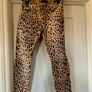 Leopard print skinny jeans